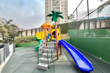 Apartamento para alugar com 62m², 3 quartos e 1 vaga Apartamento para alugar com 62m², 3 quartos e 1 vagaÁrea comum - Playground