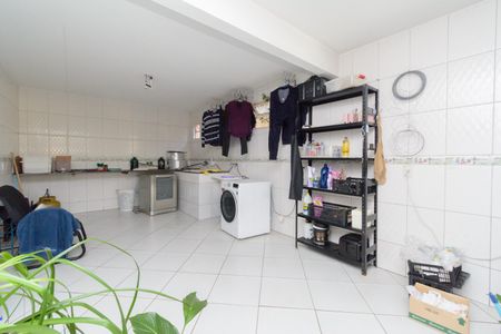 Casa à venda com 416m², 3 quartos e 4 vagasCasa 1 - Area de Serviço