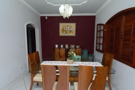 Casa à venda com 416m², 3 quartos e 4 vagasCasa 2 - Sala de Jantar