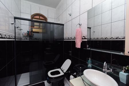 Casa à venda com 416m², 3 quartos e 4 vagasCasa 2 - Banheiro