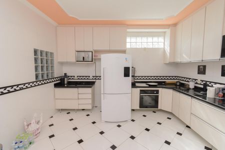 Casa à venda com 416m², 3 quartos e 4 vagasCasa 1 - Cozinha