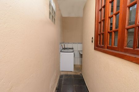 Casa à venda com 416m², 3 quartos e 4 vagasCasa 2 - Area de Serviço
