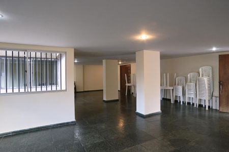 Apartamento para alugar com 100m², 3 quartos e 2 vagasÁrea comum - Salão de festas