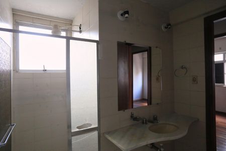 Apartamento para alugar com 100m², 3 quartos e 2 vagasBanheiro