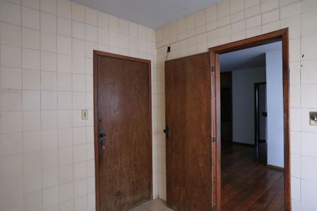 Apartamento para alugar com 100m², 3 quartos e 2 vagasCozinha