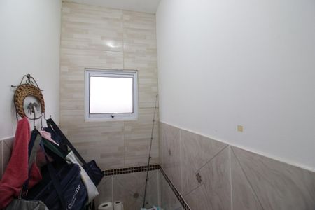 Casa à venda com 90m², 2 quartos e 1 vagaBanheiro da Suíte 1