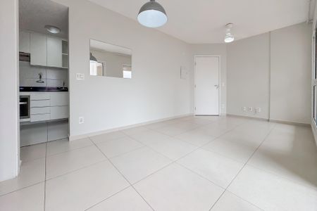 Apartamento à venda com 42m², 1 quarto e 1 vaga Apartamento à venda com 42m², 1 quarto e 1 vagaSala