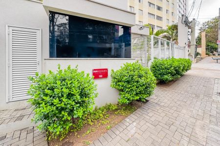 Apartamento à venda com 42m², 1 quarto e 1 vaga Apartamento à venda com 42m², 1 quarto e 1 vagaFachada
