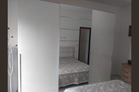 Casa à venda com 85m², 2 quartos e 3 vagas