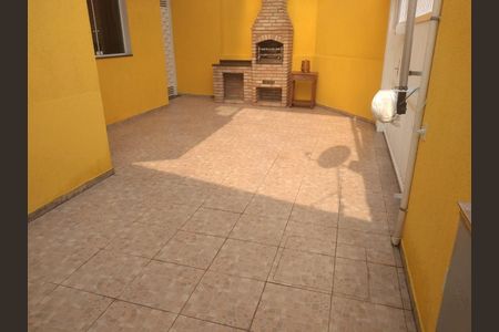 Casa à venda com 85m², 2 quartos e 3 vagas
