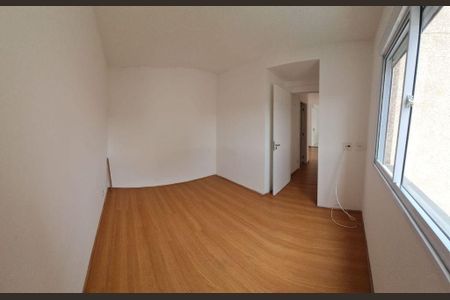 Apartamento à venda com 2 quartos, 43m² em Vila Carmosina, São Paulo