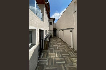Casa à venda com 340m², 3 quartos e 3 vagas