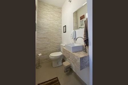 Casa à venda com 340m², 3 quartos e 3 vagas