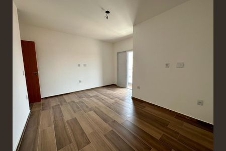 Casa à venda com 110m², 2 quartos e 2 vagas