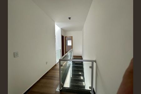 Casa à venda com 110m², 2 quartos e 2 vagas