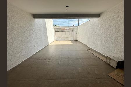 Casa à venda com 110m², 2 quartos e 2 vagas