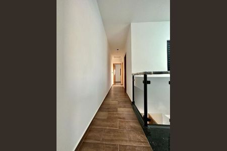 Casa à venda com 110m², 2 quartos e 2 vagas