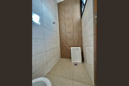 Casa à venda com 110m², 2 quartos e 2 vagas
