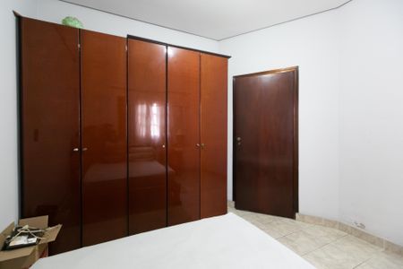 Casa à venda com 120m², 3 quartos e 2 vagasQuarto 3