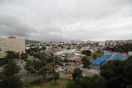 Apartamento à venda com 60m², 2 quartos e 1 vagaQuarto 2 - Vista