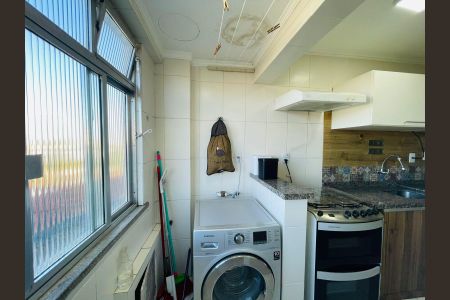 Apartamento à venda com 75m², 2 quartos e sem vaga Apartamento à venda com 75m², 2 quartos e sem vagaLavanderia