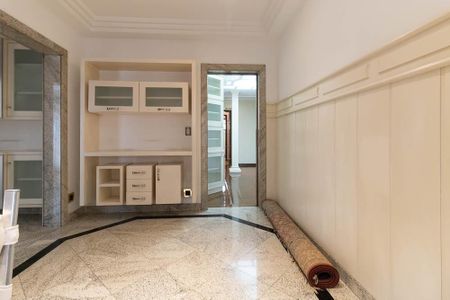 Apartamento à venda com 300m², 4 quartos e 4 vagas Apartamento à venda com 300m², 4 quartos e 4 vagasCopa