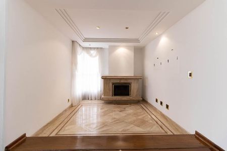 Apartamento à venda com 300m², 4 quartos e 4 vagas Apartamento à venda com 300m², 4 quartos e 4 vagasSala 1