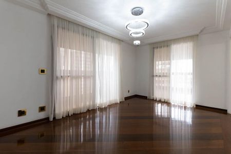 Apartamento à venda com 300m², 4 quartos e 4 vagas Apartamento à venda com 300m², 4 quartos e 4 vagasSala 1
