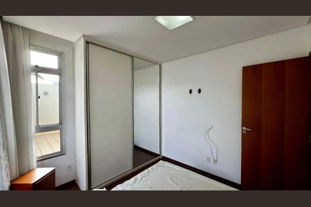 Apartamento à venda com 176m², 4 quartos e 2 vagas Apartamento à venda com 176m², 4 quartos e 2 vagasQuarto 2