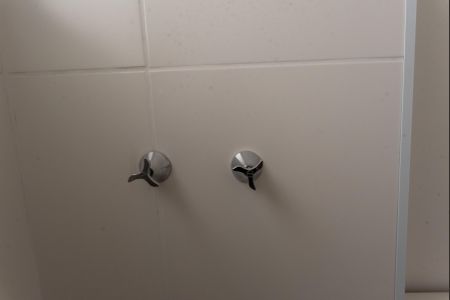 Apartamento à venda com 43m², 2 quartos e 1 vaga Apartamento à venda com 43m², 2 quartos e 1 vagaBanheiro