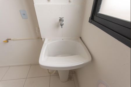 Apartamento à venda com 43m², 2 quartos e 1 vaga Apartamento à venda com 43m², 2 quartos e 1 vagaÁrea de Serviço