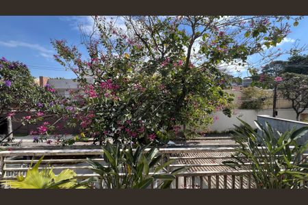 Casa à venda com 230m², 5 quartos e 2 vagas Casa à venda com 230m², 5 quartos e 2 vagasVaranda da suite