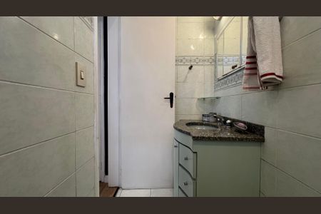 Casa à venda com 230m², 5 quartos e 2 vagas Casa à venda com 230m², 5 quartos e 2 vagasBanheiro da Suíte 1