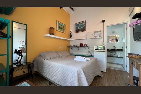 Casa à venda com 230m², 5 quartos e 2 vagas Casa à venda com 230m², 5 quartos e 2 vagasSuite 5