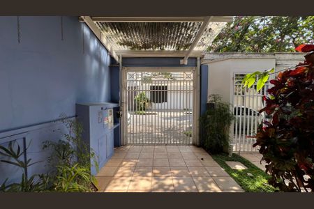 Casa à venda com 230m², 5 quartos e 2 vagas Casa à venda com 230m², 5 quartos e 2 vagasGaragem