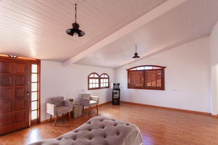 Casa à venda com 387m², 4 quartos e 3 vagasSala 3