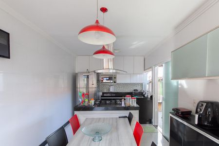 Casa à venda com 387m², 4 quartos e 3 vagasCozinha