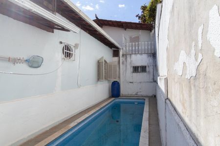 Casa à venda com 387m², 4 quartos e 3 vagasÁrea comum - Piscina