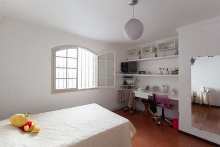 Casa à venda com 387m², 4 quartos e 3 vagasSuíte 3