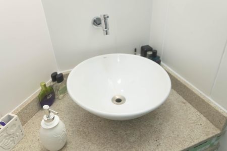 Apartamento à venda com 86m², 2 quartos e 1 vagaBanheiro da Suíte 1