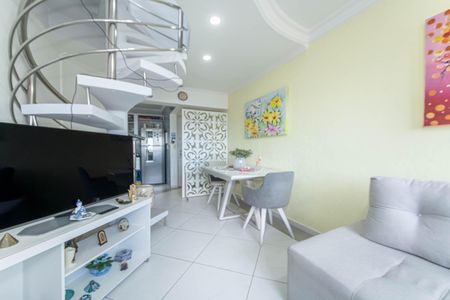 Apartamento à venda com 86m², 2 quartos e 1 vagaSala