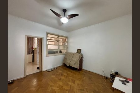 Apartamento à venda com 133m², 2 quartos e 1 vaga Apartamento à venda com 133m², 2 quartos e 1 vagaEscritório