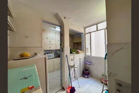 Apartamento à venda com 133m², 2 quartos e 1 vaga Apartamento à venda com 133m², 2 quartos e 1 vagaÁrea de serviço