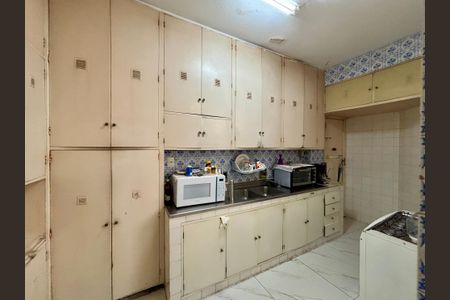 Apartamento à venda com 133m², 2 quartos e 1 vaga Apartamento à venda com 133m², 2 quartos e 1 vagaCozinha