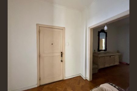 Apartamento à venda com 133m², 2 quartos e 1 vaga Apartamento à venda com 133m², 2 quartos e 1 vagaCorredor