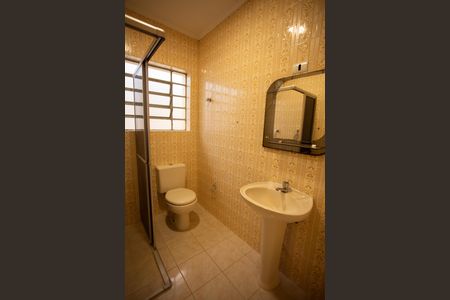 Casa à venda com 210m², 3 quartos e 4 vagas Casa à venda com 210m², 3 quartos e 4 vagasBanheiro