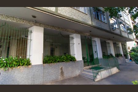 Apartamento à venda com 50m², 1 quarto e 1 vaga Apartamento à venda com 50m², 1 quarto e 1 vagaFachada