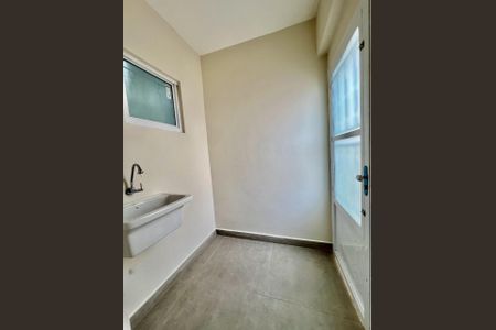 Casa à venda com 198m², 3 quartos e 4 vagas Casa à venda com 198m², 3 quartos e 4 vagasFoto 15
