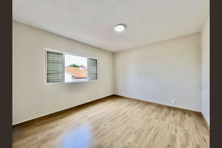 Casa à venda com 198m², 3 quartos e 4 vagas Casa à venda com 198m², 3 quartos e 4 vagasFoto 08