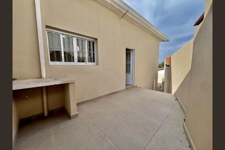 Casa à venda com 198m², 3 quartos e 4 vagas Casa à venda com 198m², 3 quartos e 4 vagasFoto 16